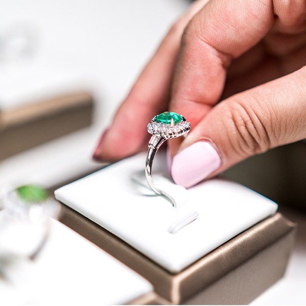 emerald engagement ring