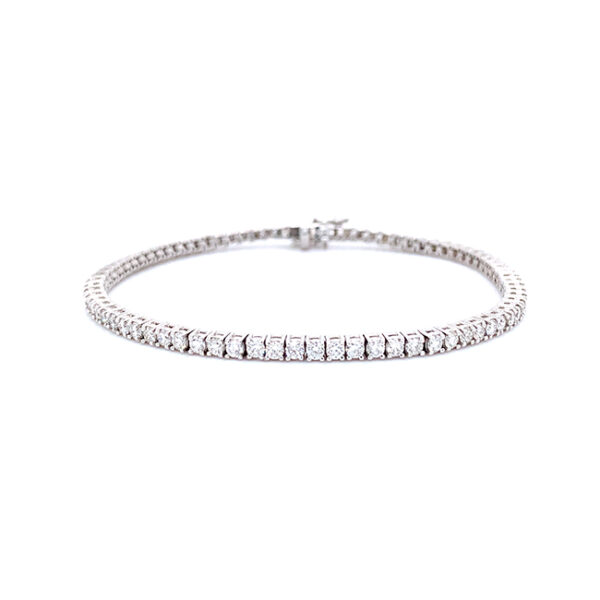 tennis bracelet closed