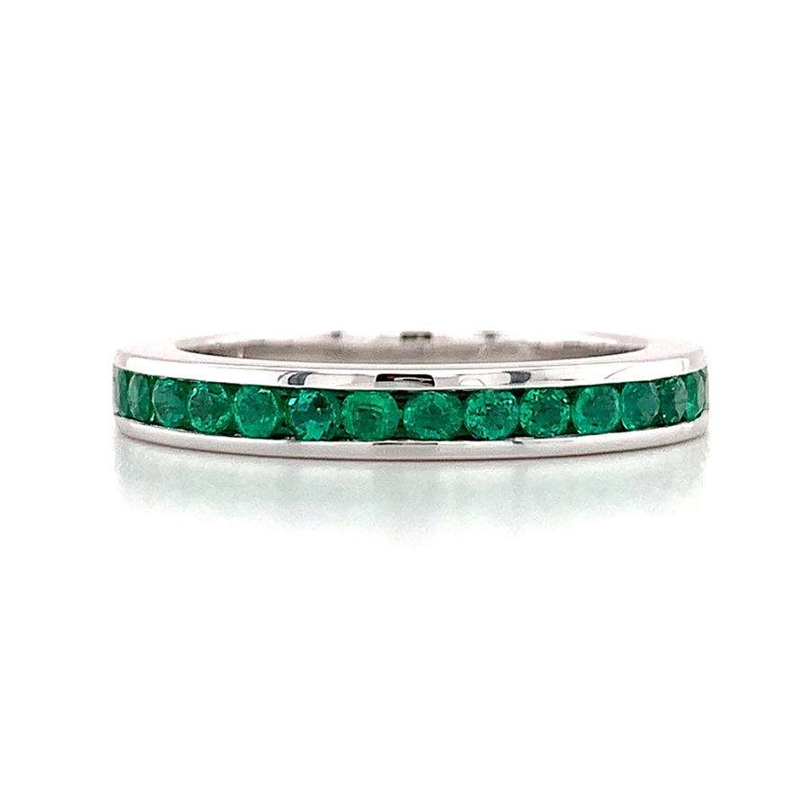 emerald eternity ring round