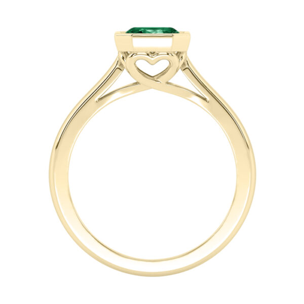 Solitaire Emerald Gemstone Bezel Set with Heart Basket 2