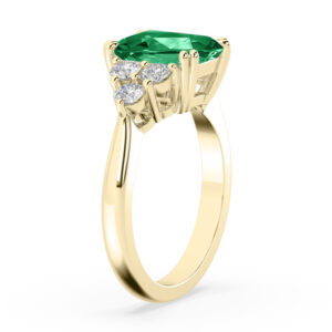 emerald gemstone ring with diamond cluster 3