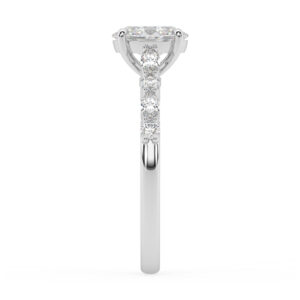 oval diamond ring with marquise and round sides 4
